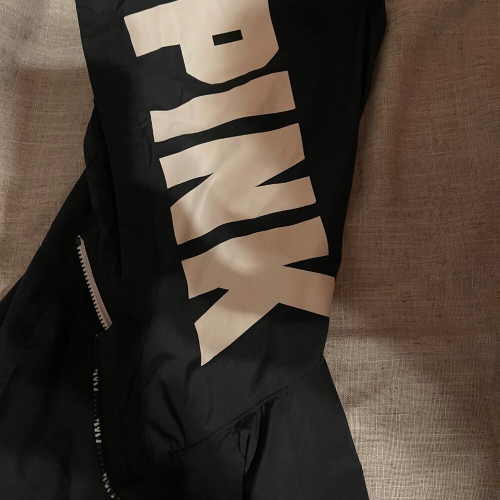 Womens XS/S Victoria's Secret PINK Black Windbreaker / Rain Jacket - Picture 6 of 6